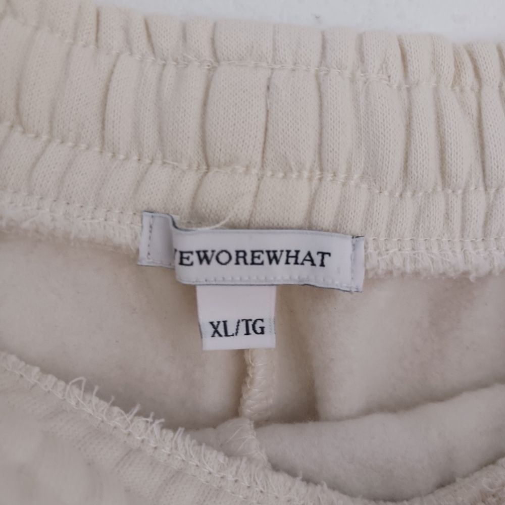 WeWoreWhat Pull On Sweat Short Solid Hay XL - Picture 4 of 6